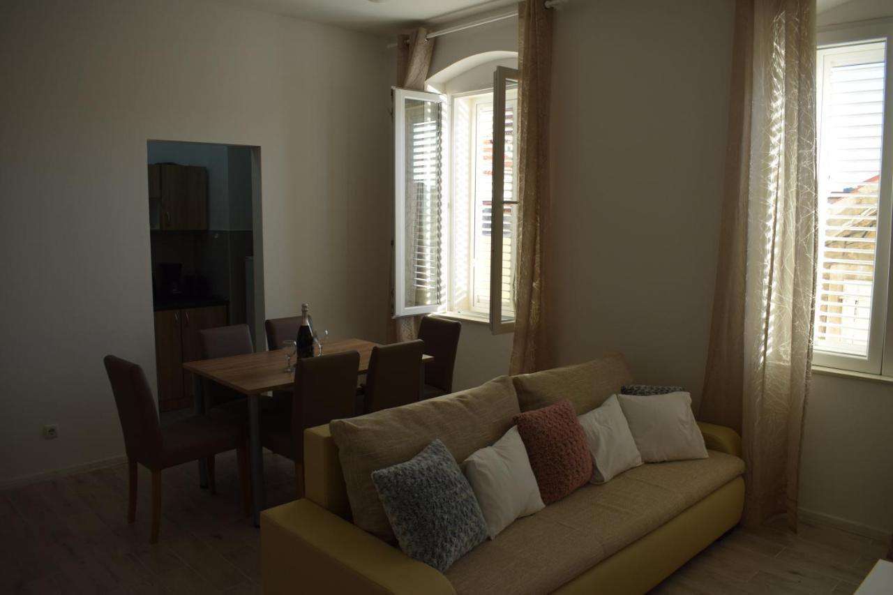 Optimist Makarska Town Center Apartment Exterior foto